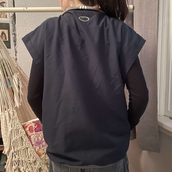 Oversized vintage adidas vest - Picture 2 of 5